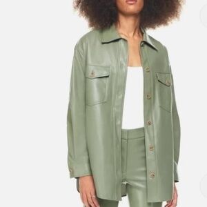 Aritzia shacket size 2XS but fits oversized. Great condition. Sage green.